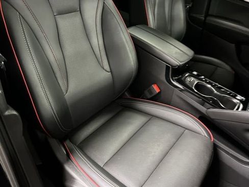 Certified 2022 Buick Envision Essence w/ Technology Package I image 29