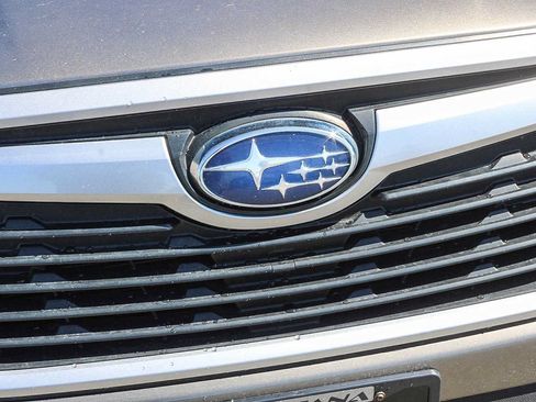 Used 2021 Subaru Forester Premium AWD/4WD image 5