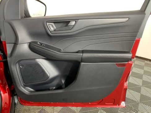 New 2025 Ford Escape Active image 38