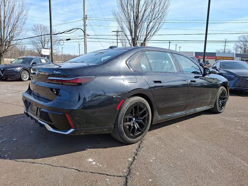 Used 2024 BMW 740i xDrive xDrive image 6