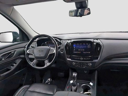 Used 2021 Chevrolet Traverse RS image 28