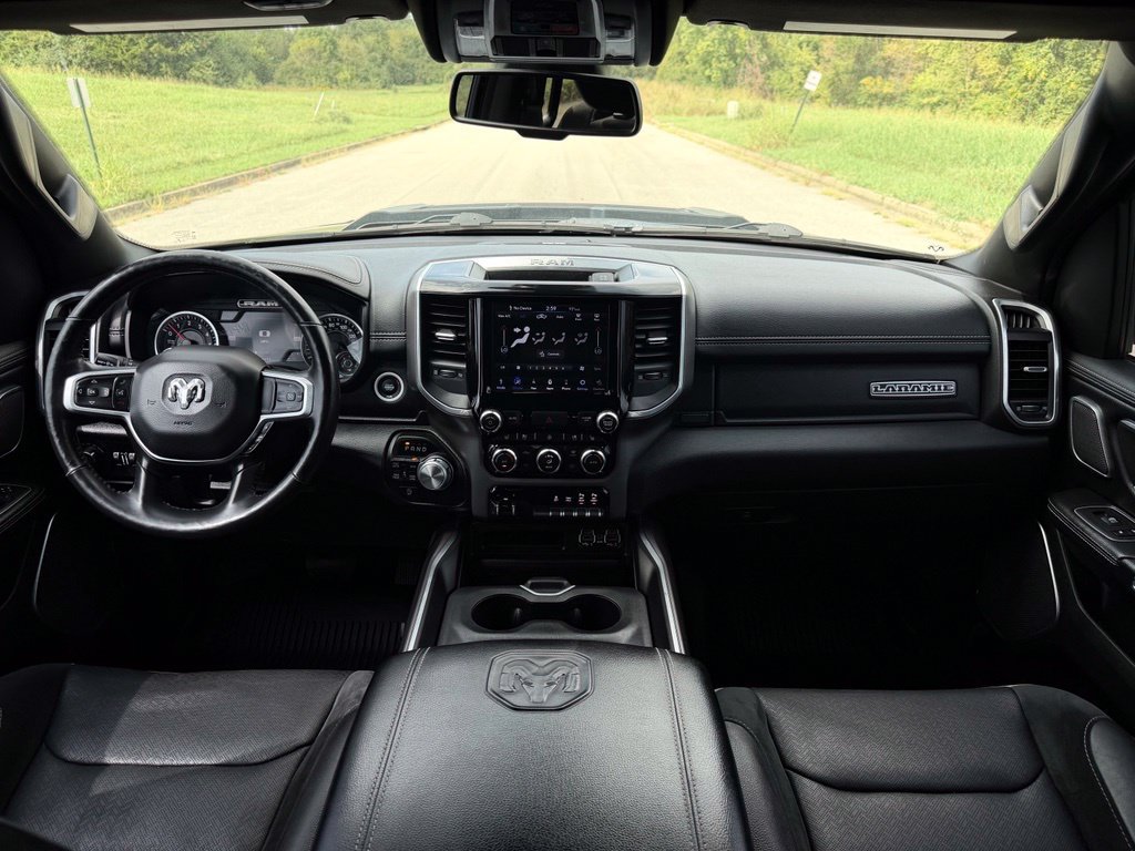 Used 2020 RAM 1500 Laramie AWD/4WD image 13