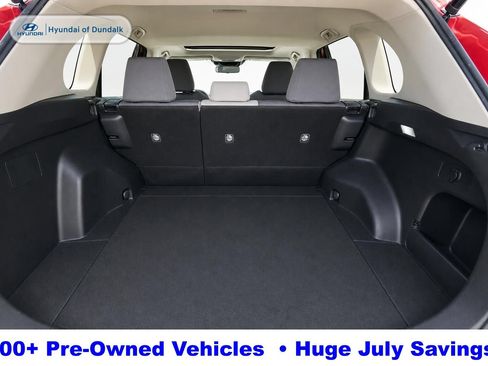 Used 2020 Toyota RAV4 XLE w/ Convenience Package FWD image 16