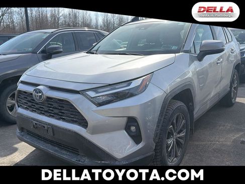 Used 2023 Toyota RAV4 XLE Premium image 1