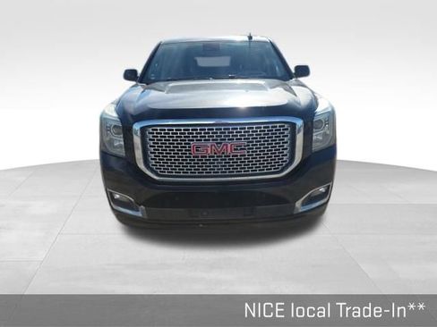 Used 2017 GMC Yukon XL Denali w/ Open Road Package AWD/4WD image 2