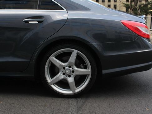 Used 2013 Mercedes-Benz CLS 550 w/ Premium I Pkg image 10