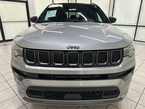 Used 2024 Jeep Compass Limited w/ High Altitude Package image 12