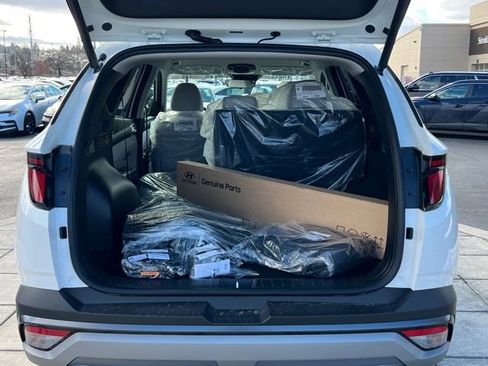 New 2026 Hyundai Tucson SEL image 8