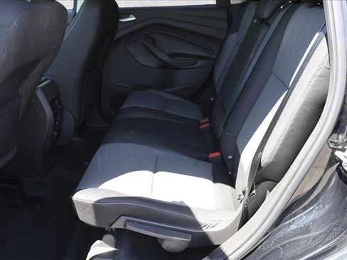 Used 2017 Ford Escape SE w/ Equipment Group 201A AWD/4WD image 22