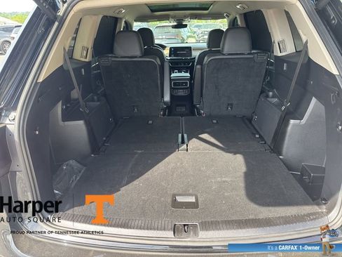 Used 2025 Volkswagen Atlas SE w/ Panoramic Sunroof Package image 9