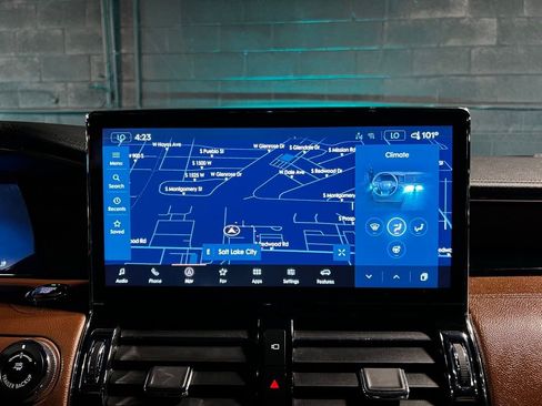 Used 2023 Lincoln Navigator Reserve image 9