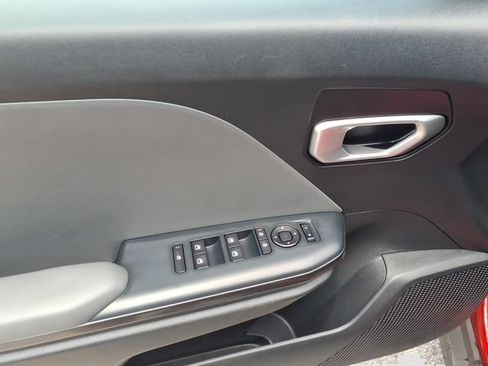 Used 2025 Kia K4 FWD image 14