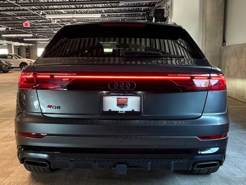 Used 2024 Audi Q8 Prestige w/ Prestige Package AWD/4WD image 7