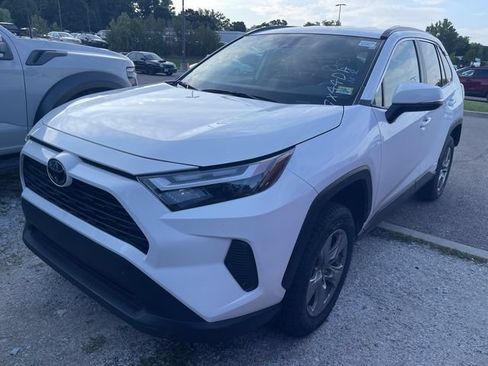 Certified 2025 Toyota RAV4 XLE AWD/4WD image 2