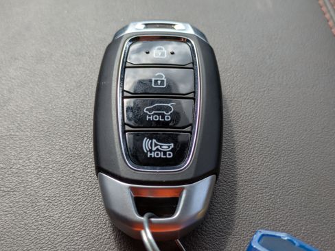 Used 2019 Hyundai Santa Fe Limited image 32