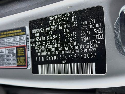 Used 2025 Kia Sorento S w/ Panoramic Sunroof Package FWD image 12