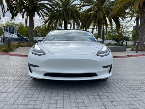 Used 2021 Tesla Model 3 Standard Range Plus image 2