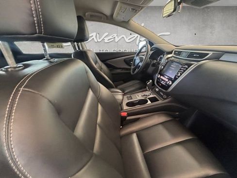 Used 2023 Nissan Murano SV w/ SV Midnight Edition Package FWD image 30