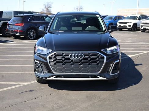 Used 2022 Audi Q5 2.0T Premium Plus w/ Premium Plus Package image 2