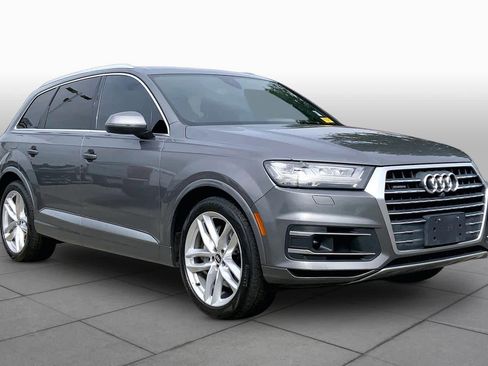 Used 2018 Audi Q7 3.0T Prestige AWD/4WD image 3