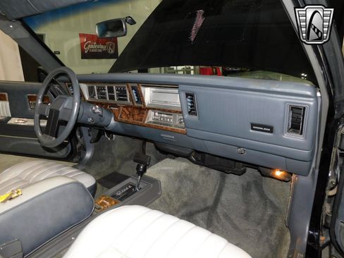 Used 1986 Dodge 600 ES image 24