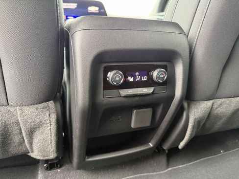 New 2026 Chevrolet Traverse LT image 18