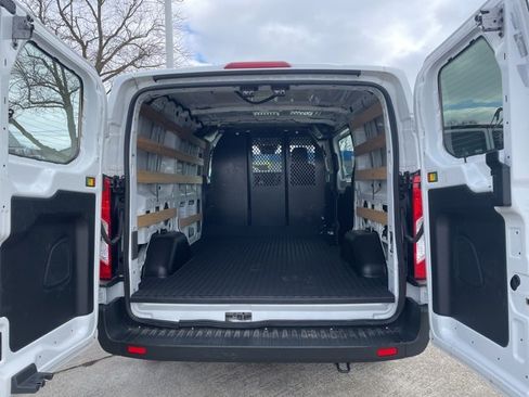 Used 2024 Ford Transit 250 Low Roof w/ Exterior Upgrade Package image 11
