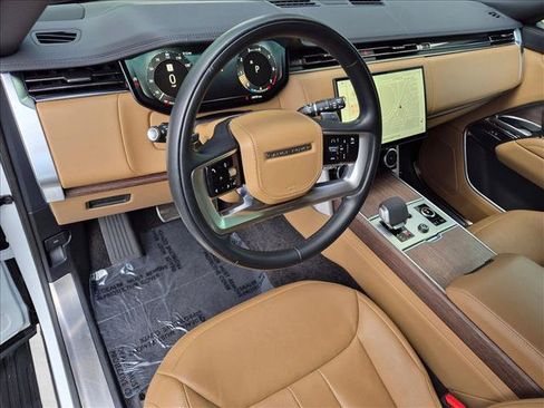 Certified 2023 Land Rover Range Rover SE AWD/4WD image 10