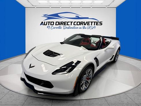 Used 2016 Chevrolet Corvette Z06 w/ 3LZ Preferred Equipment Group RWD image 1