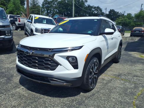 Certified 2024 Chevrolet TrailBlazer ACTIV AWD/4WD image 8