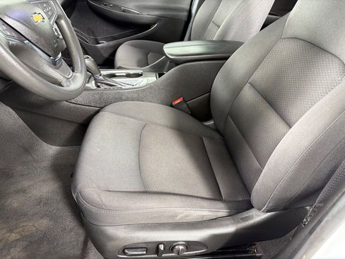 Used 2019 Chevrolet Malibu LT FWD image 9