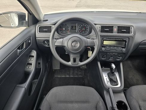 Used 2014 Volkswagen Jetta TDI Value Edition FWD image 14
