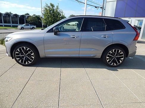 New 2026 Volvo XC60 B5 Ultra w/ Climate Package image 11