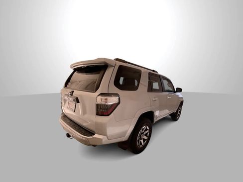 Certified 2021 Toyota 4Runner TRD Off-Road Premium AWD/4WD image 8