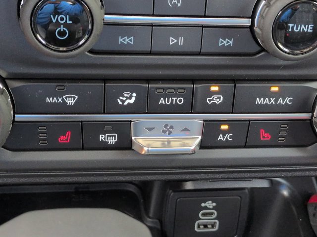 New 2026 Ford Bronco Heritage Edition AWD/4WD image 23