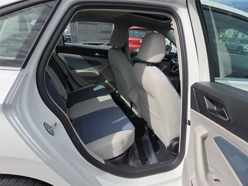 New 2026 Volkswagen Jetta SE image 31