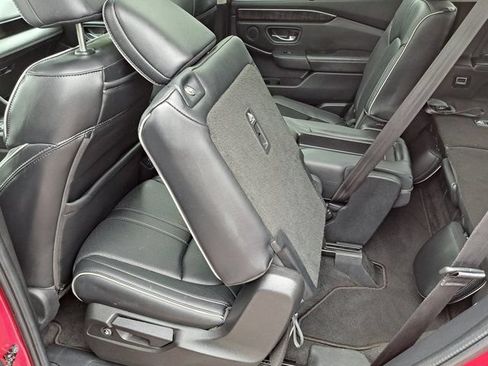 Used 2024 Honda Pilot Elite image 28
