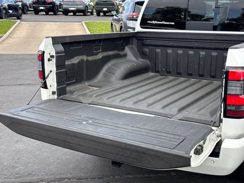 Used 2023 Nissan Frontier PRO-4X w/ Technology Package AWD/4WD image 20