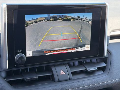 Certified 2025 Toyota RAV4 XLE AWD/4WD image 16