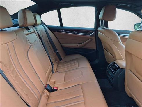 Used 2019 BMW 530e xDrive AWD/4WD image 21