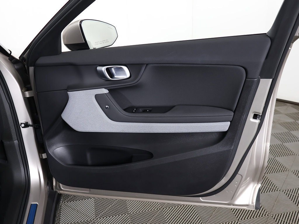 Used 2024 Polestar Polestar 2 AWD/4WD image 25