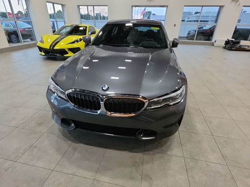 Used 2021 BMW 330e xDrive w/ Premium Package AWD/4WD image 2