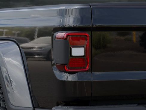 New 2025 Jeep Gladiator Willys image 9