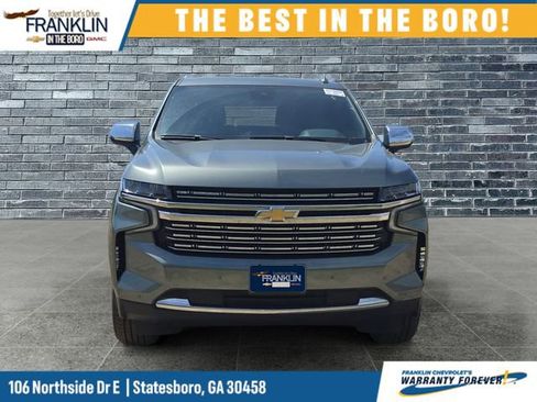 Used 2023 Chevrolet Suburban Premier AWD/4WD image 8