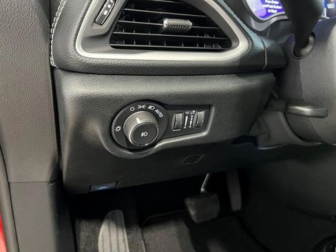 New 2026 Chrysler Pacifica Select image 26