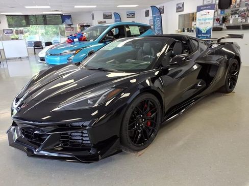 New 2026 Chevrolet Corvette Z06 w/ Z07 Performance Package RWD image 17