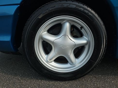 Used 1995 Ford Mustang GT RWD image 23