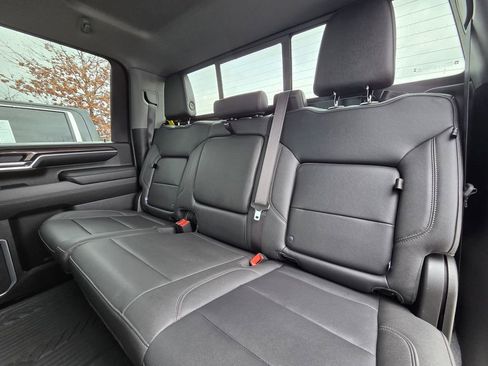 Used 2024 Chevrolet Silverado 2500 LTZ w/ LTZ Premium Package image 23