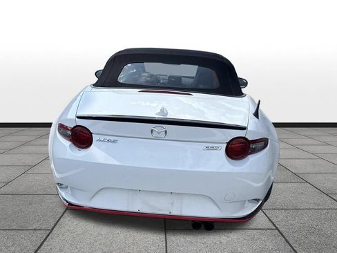 Used 2016 MAZDA MX-5 Miata Club w/ Brembo/BBS Package RWD image 5