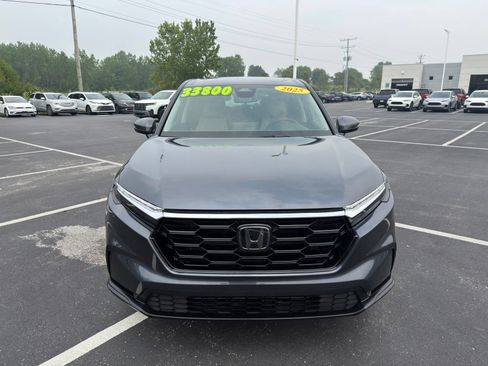 Used 2025 Honda CR-V EX image 8